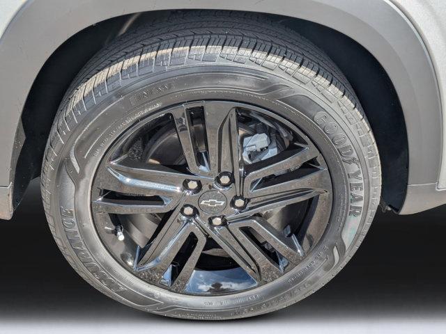 used 2024 Chevrolet Trax car, priced at $20,977