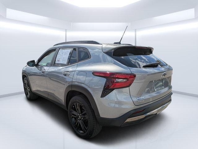 used 2024 Chevrolet Trax car, priced at $20,977