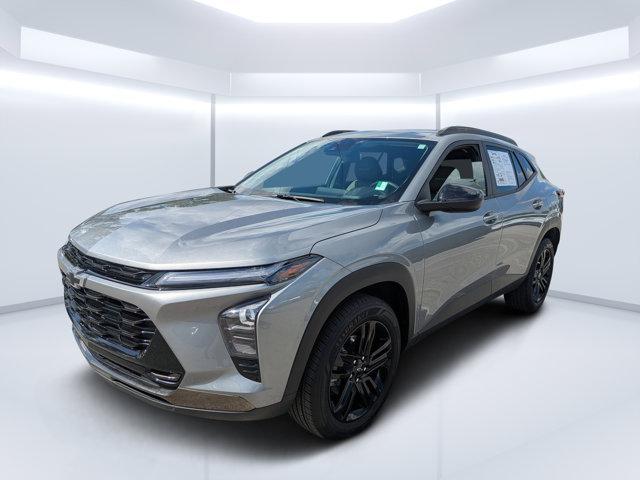 used 2024 Chevrolet Trax car, priced at $20,977