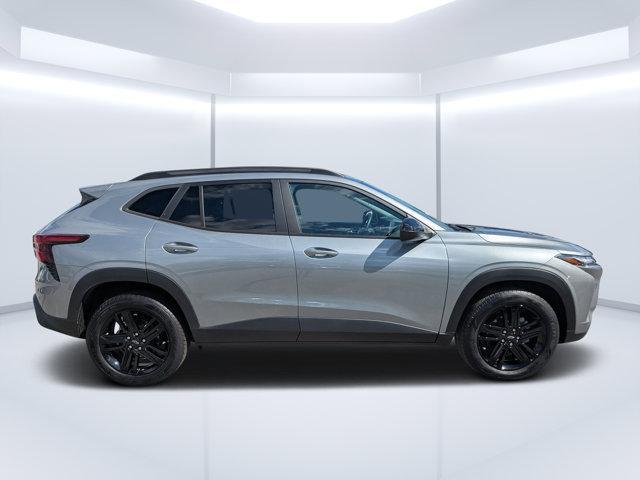 used 2024 Chevrolet Trax car, priced at $20,977