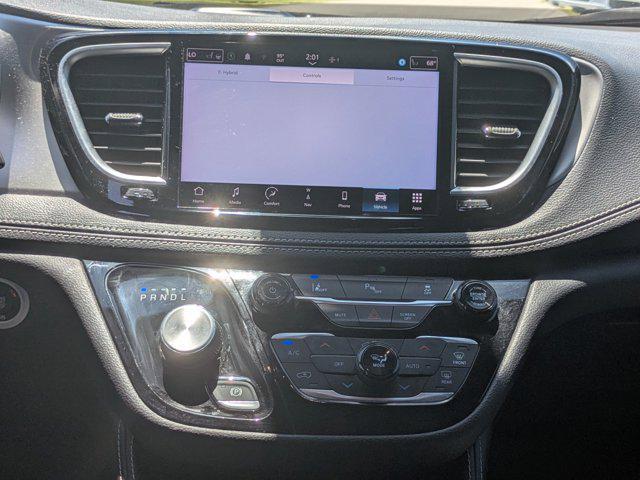used 2023 Chrysler Pacifica Hybrid car, priced at $29,577