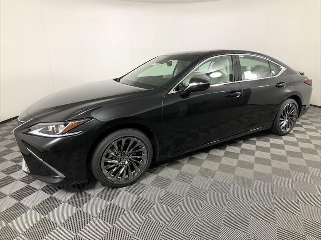 new 2025 Lexus ES 300h car, priced at $54,600