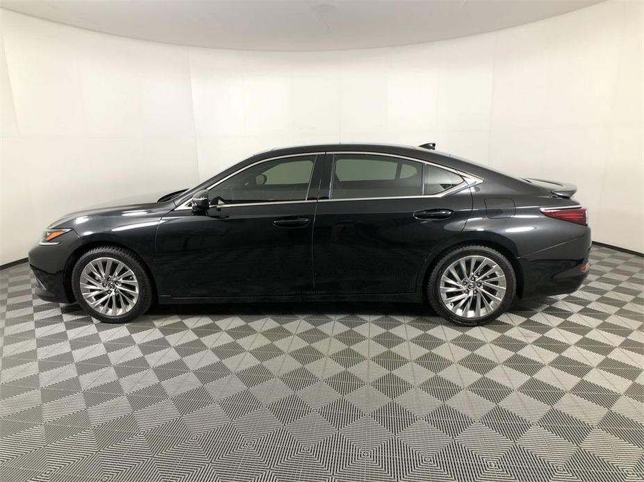 used 2022 Lexus ES 350 car, priced at $38,706