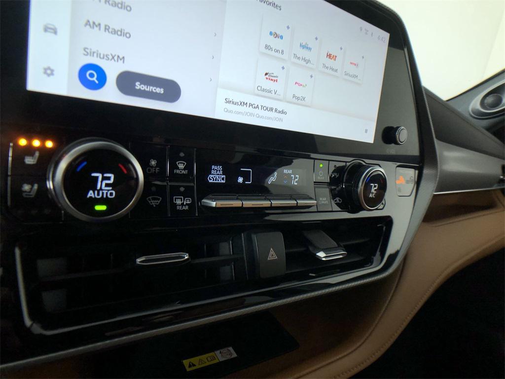 used 2023 Toyota Highlander car, priced at $43,759