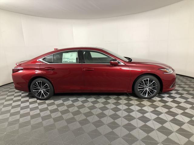 new 2025 Lexus ES 300h car, priced at $51,220