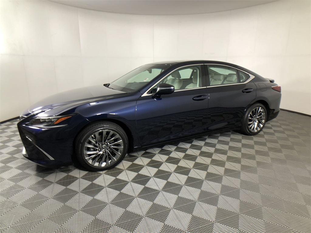 used 2024 Lexus ES 350 car, priced at $49,719
