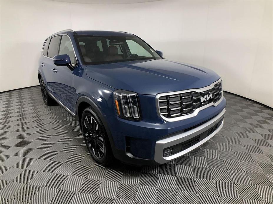 used 2023 Kia Telluride car, priced at $39,876