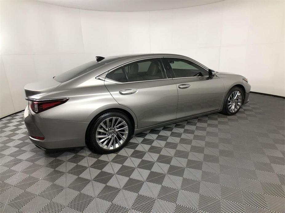 used 2019 Lexus ES 350 car, priced at $26,659