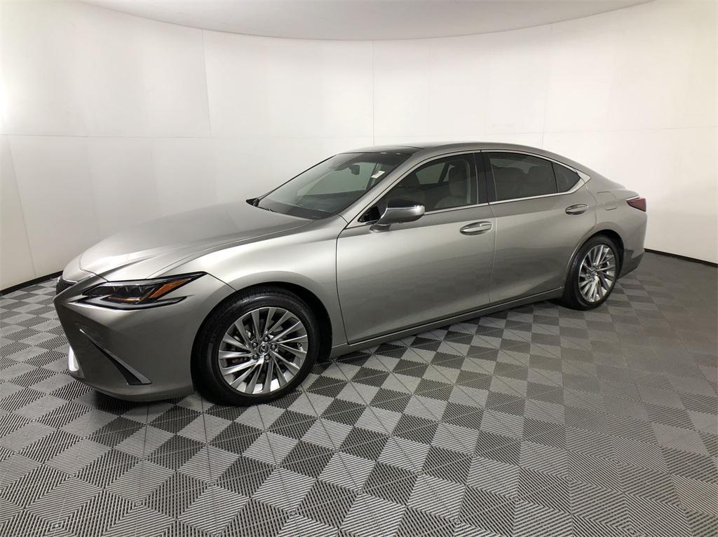 used 2019 Lexus ES 350 car, priced at $26,659