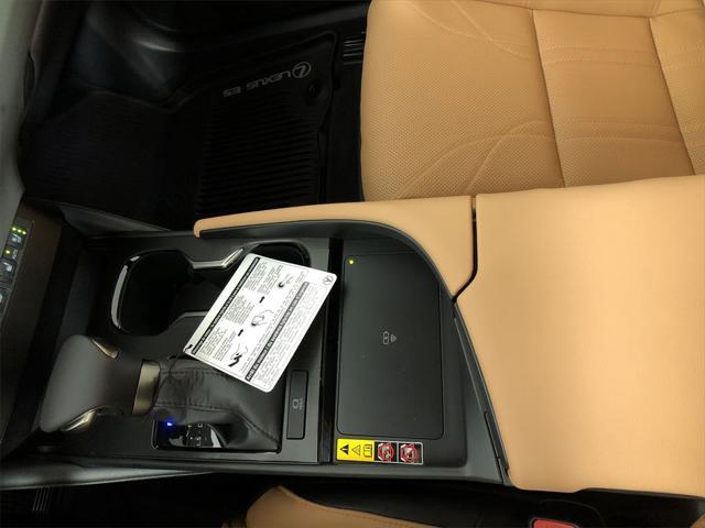 new 2025 Lexus ES 350 car, priced at $55,650