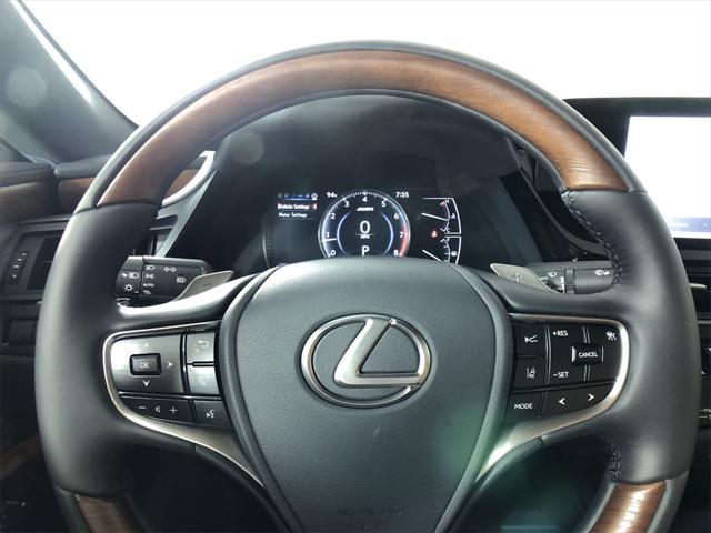 new 2025 Lexus ES 350 car, priced at $55,650
