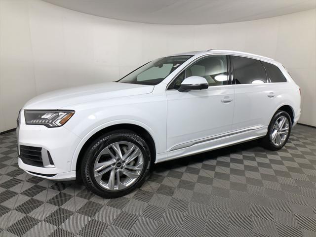 used 2023 Audi Q7 car, priced at $47,776