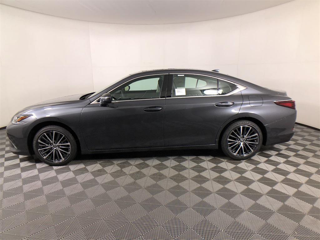 new 2025 Lexus ES 350 car, priced at $50,124