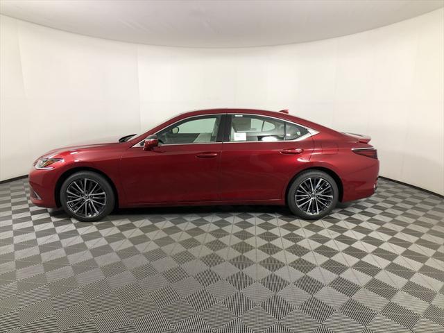 new 2025 Lexus ES 300h car, priced at $51,119