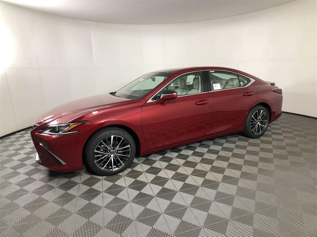new 2025 Lexus ES 300h car, priced at $51,618