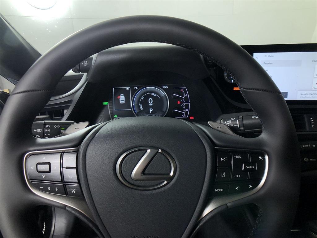 new 2025 Lexus ES 300h car, priced at $51,193