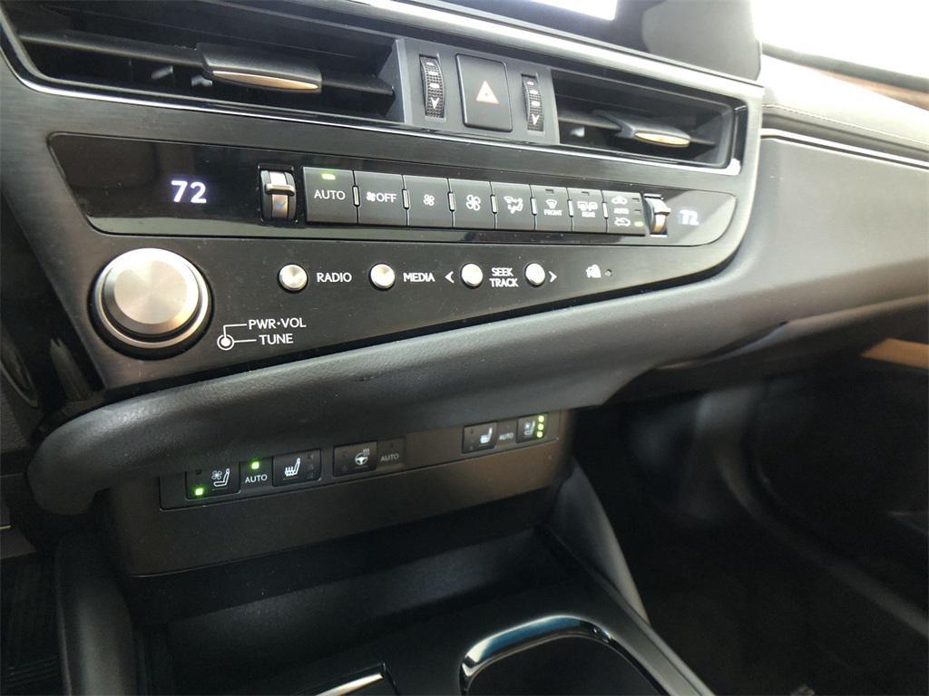 used 2024 Lexus ES 250 car, priced at $39,611