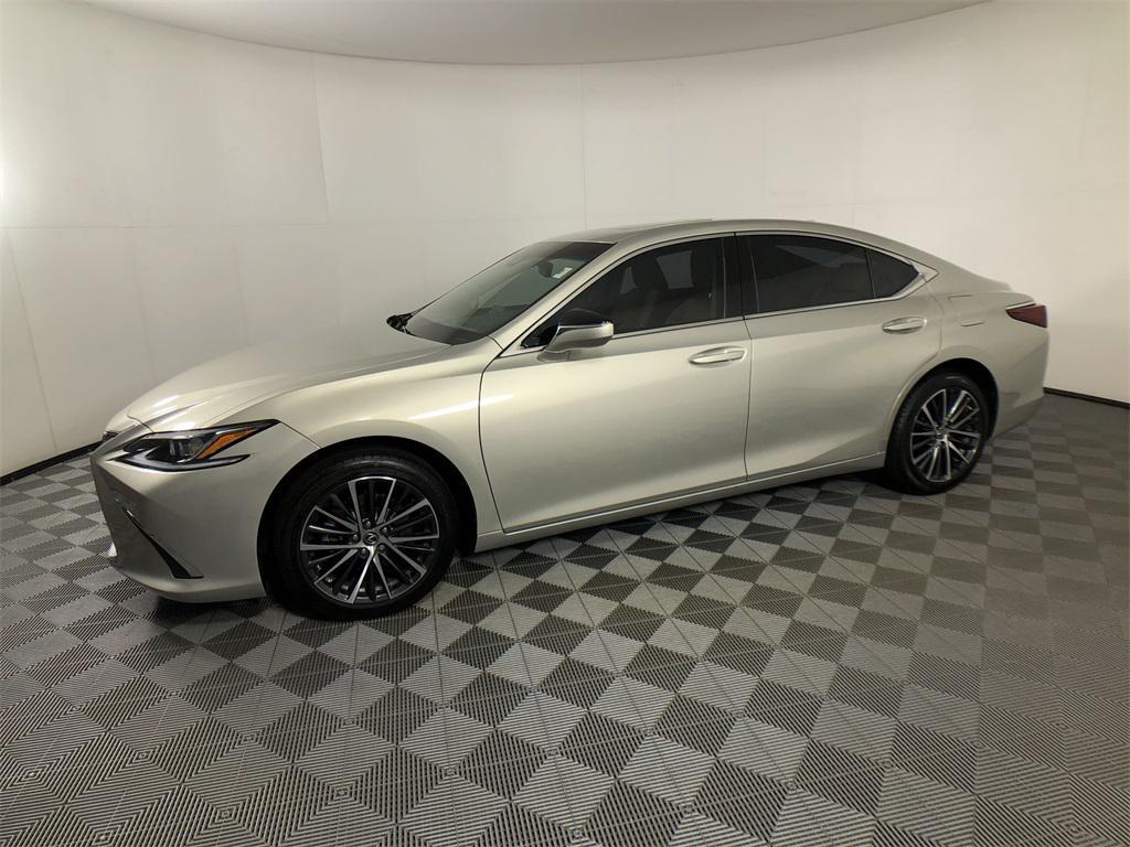 used 2024 Lexus ES 250 car, priced at $39,611
