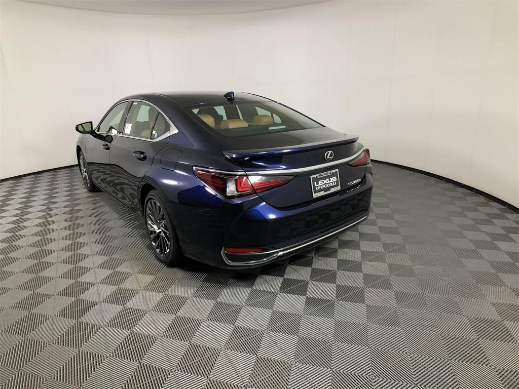 new 2025 Lexus ES 300h car, priced at $54,364