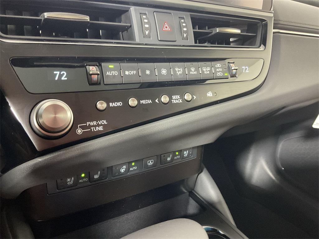 new 2025 Lexus ES 350 car, priced at $55,830