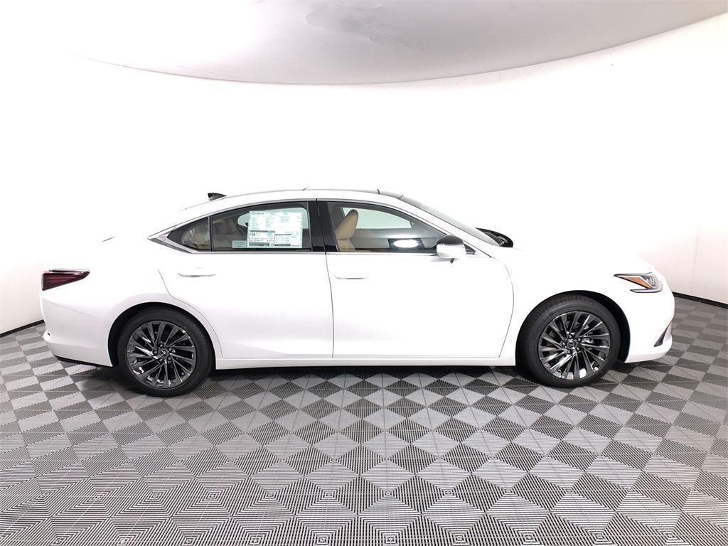 used 2024 Lexus ES 350 car, priced at $45,773