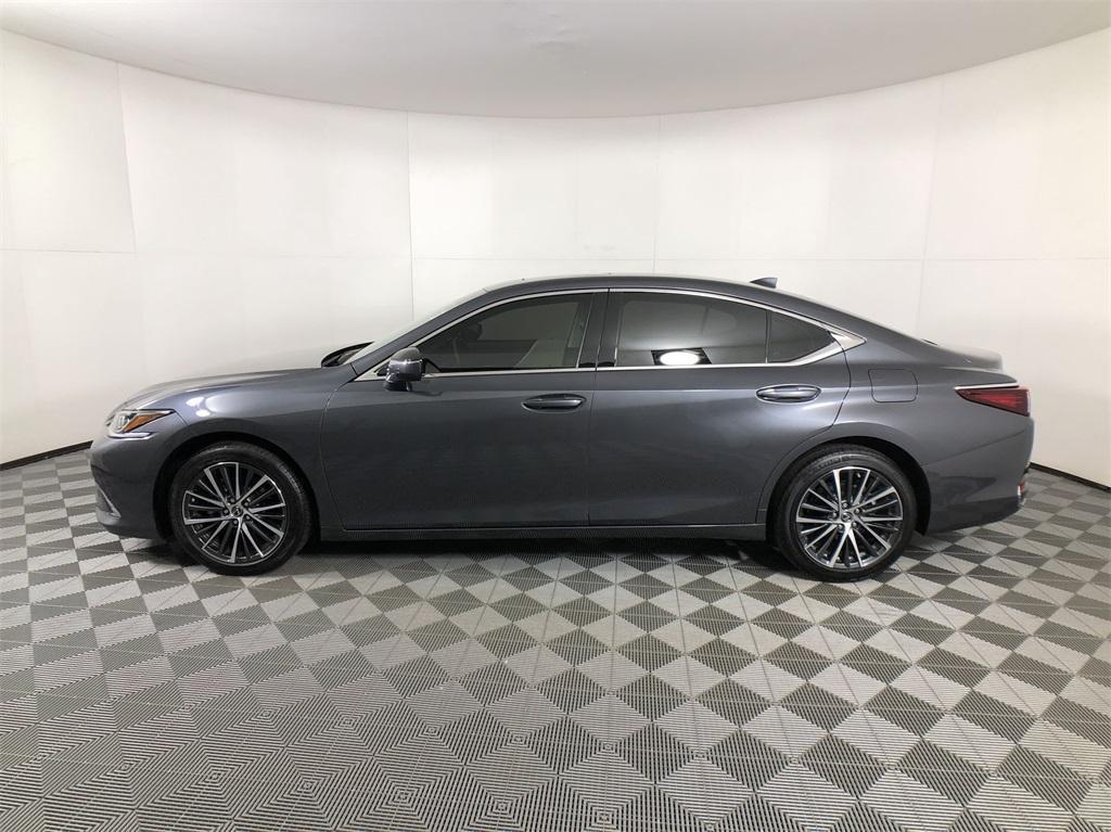 used 2023 Lexus ES 250 car, priced at $37,194