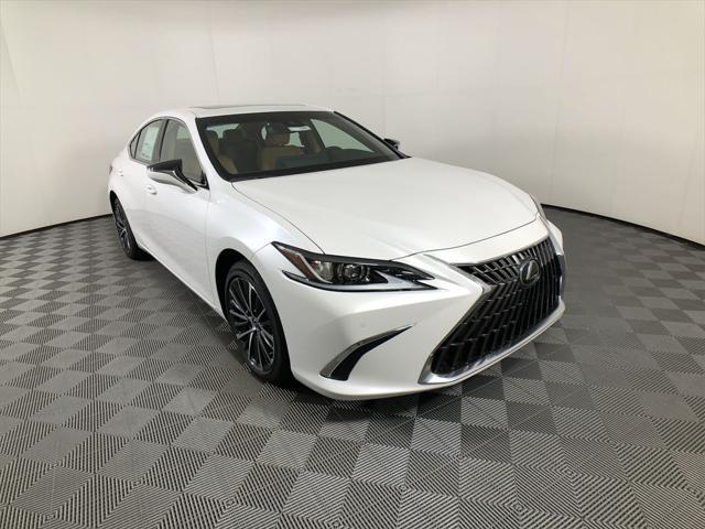 new 2025 Lexus ES 300h car, priced at $51,644