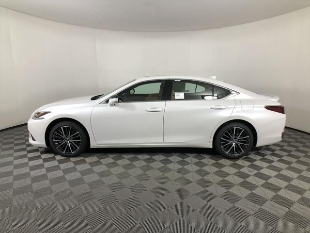 new 2025 Lexus ES 300h car, priced at $51,644