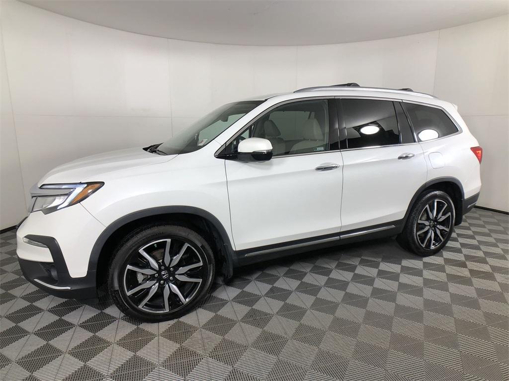 used 2020 Honda Pilot car, priced at $28,896