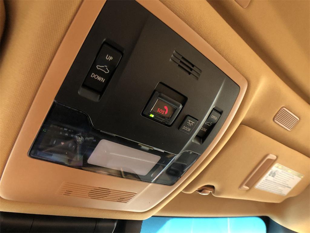 new 2025 Lexus ES 350 car, priced at $48,584