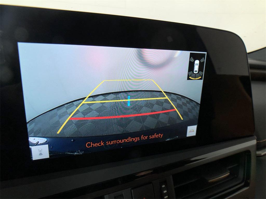 new 2025 Lexus ES 350 car, priced at $48,584