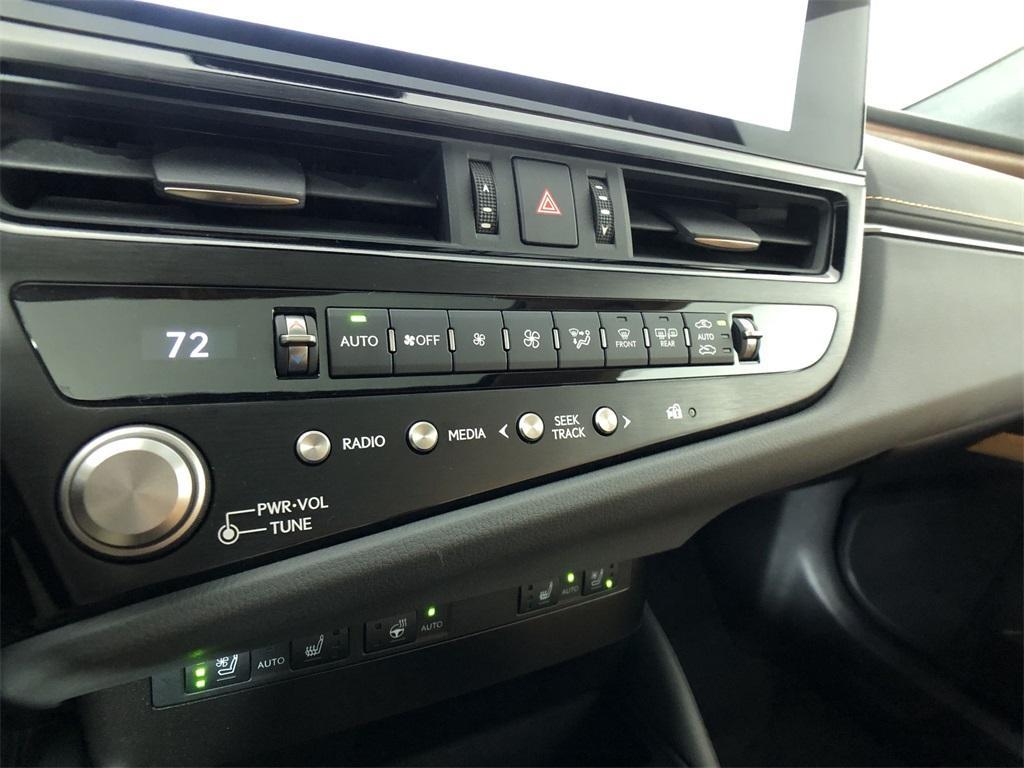 used 2024 Lexus ES 300h car, priced at $43,374