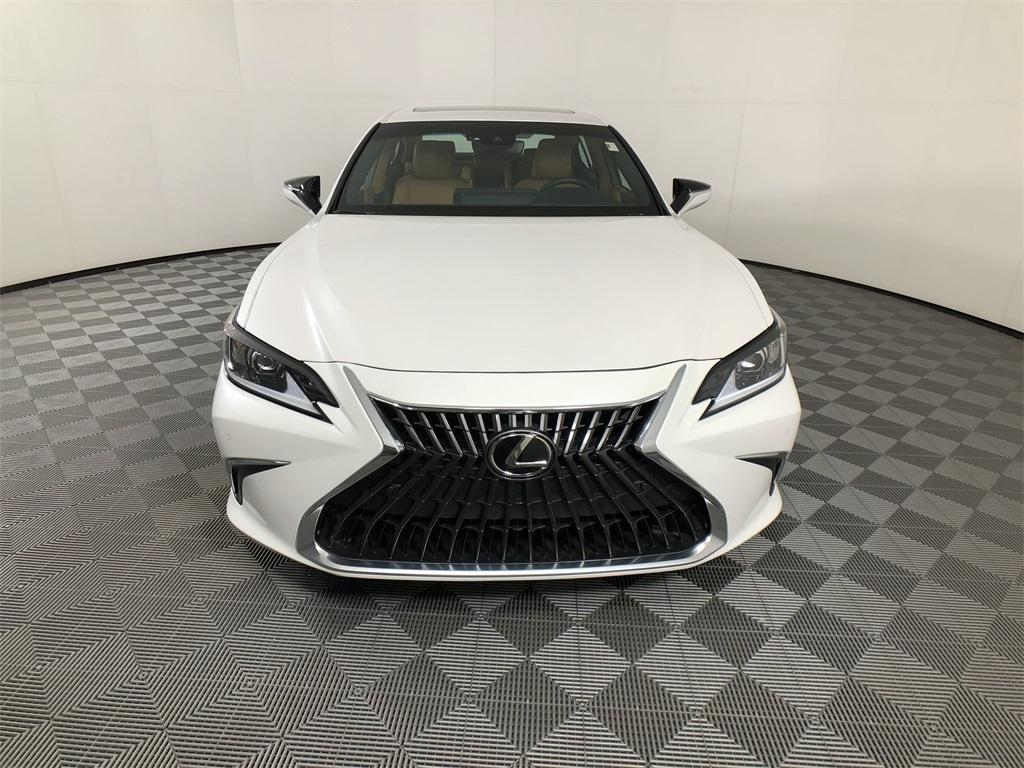 used 2024 Lexus ES 300h car, priced at $43,374