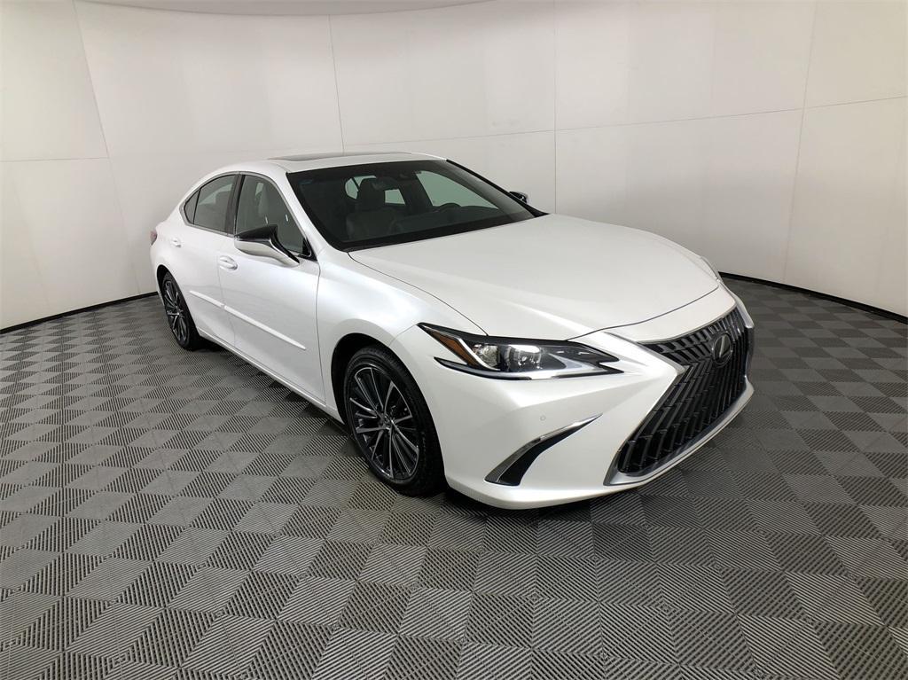 used 2024 Lexus ES 350 car, priced at $44,622