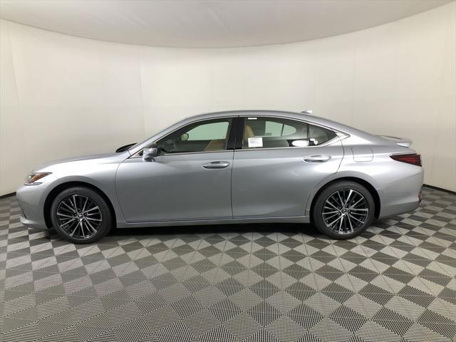 new 2025 Lexus ES 300h car, priced at $51,644