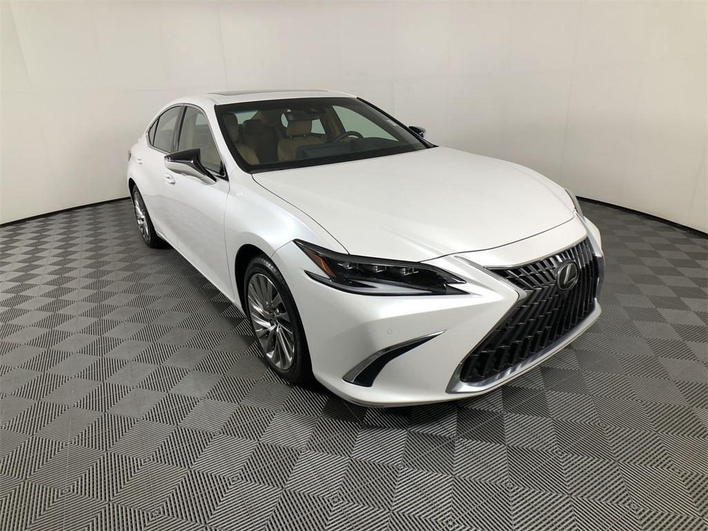 used 2023 Lexus ES 300h car, priced at $46,649