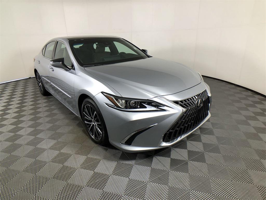 used 2025 Lexus ES 350 car, priced at $43,933