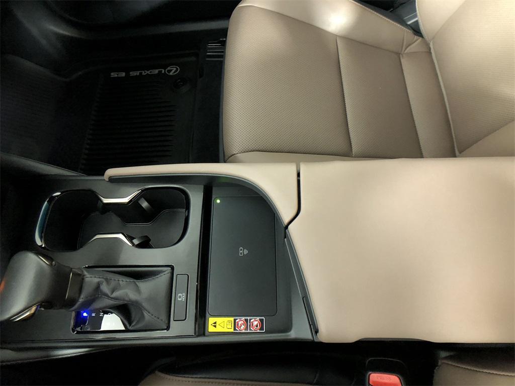 used 2025 Lexus ES 350 car, priced at $43,933