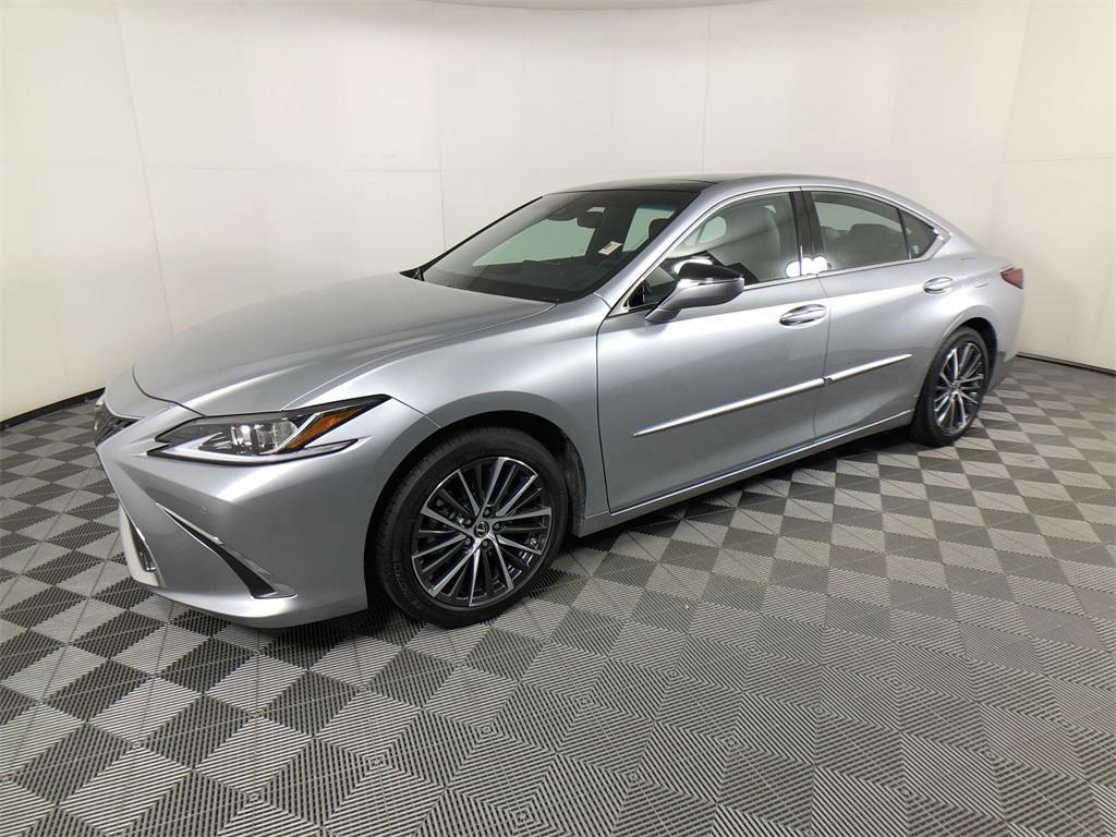 used 2025 Lexus ES 350 car, priced at $43,933