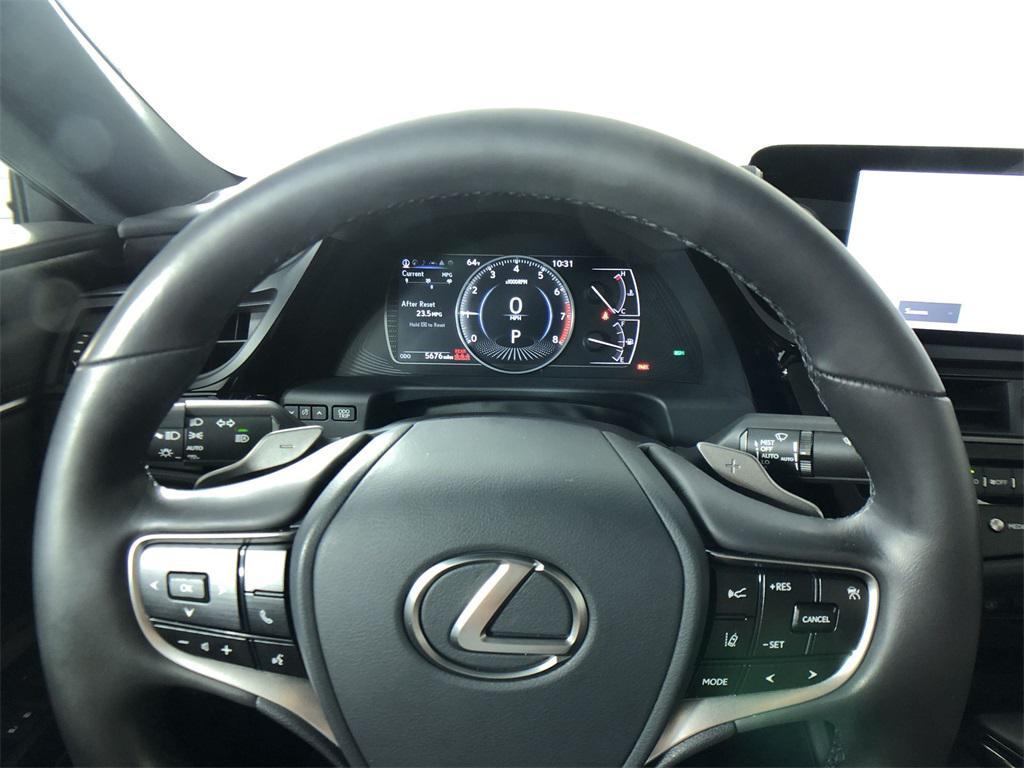 used 2025 Lexus ES 350 car, priced at $43,933