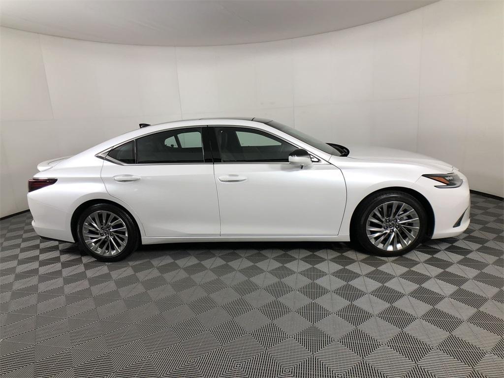 used 2022 Lexus ES 350 car, priced at $48,782