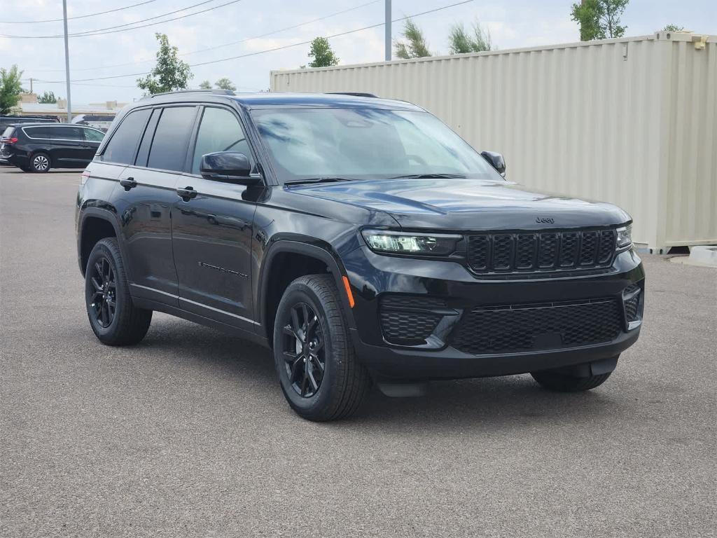 new 2025 Jeep Grand Cherokee car, priced at $40,103