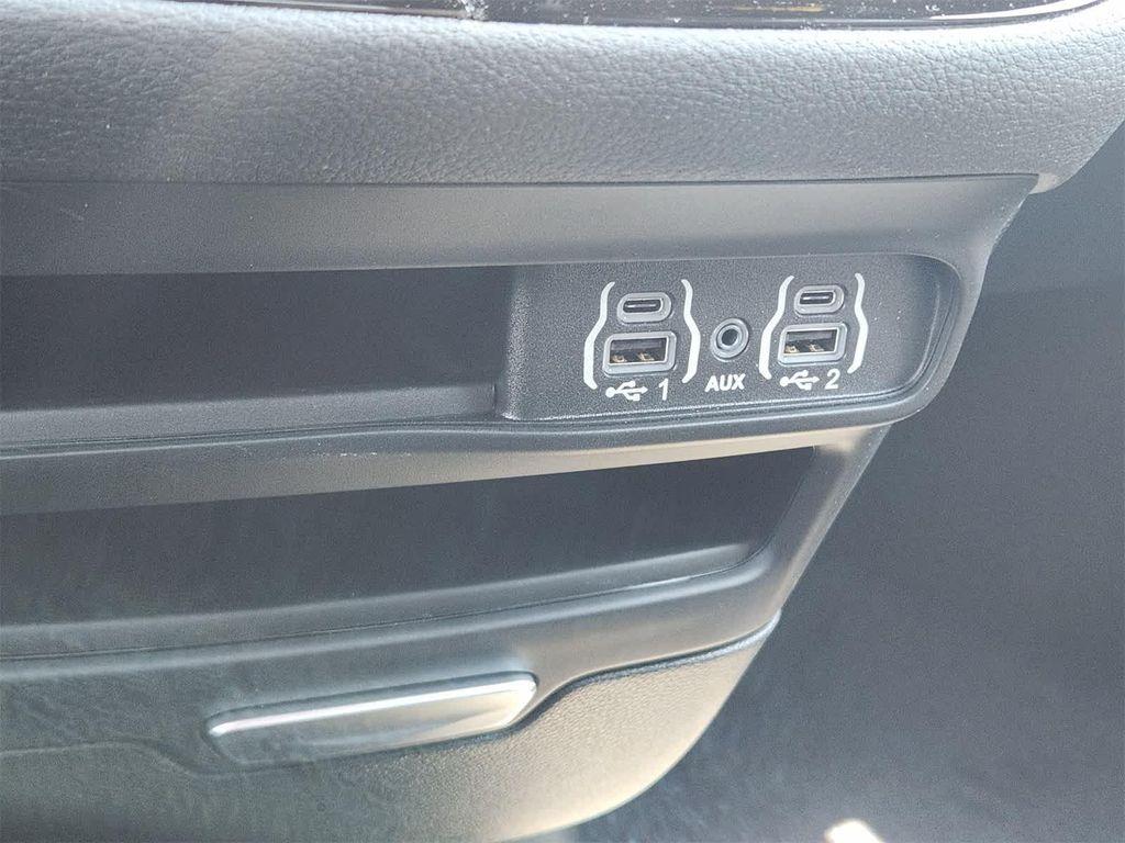 new 2025 Chrysler Pacifica car, priced at $39,731