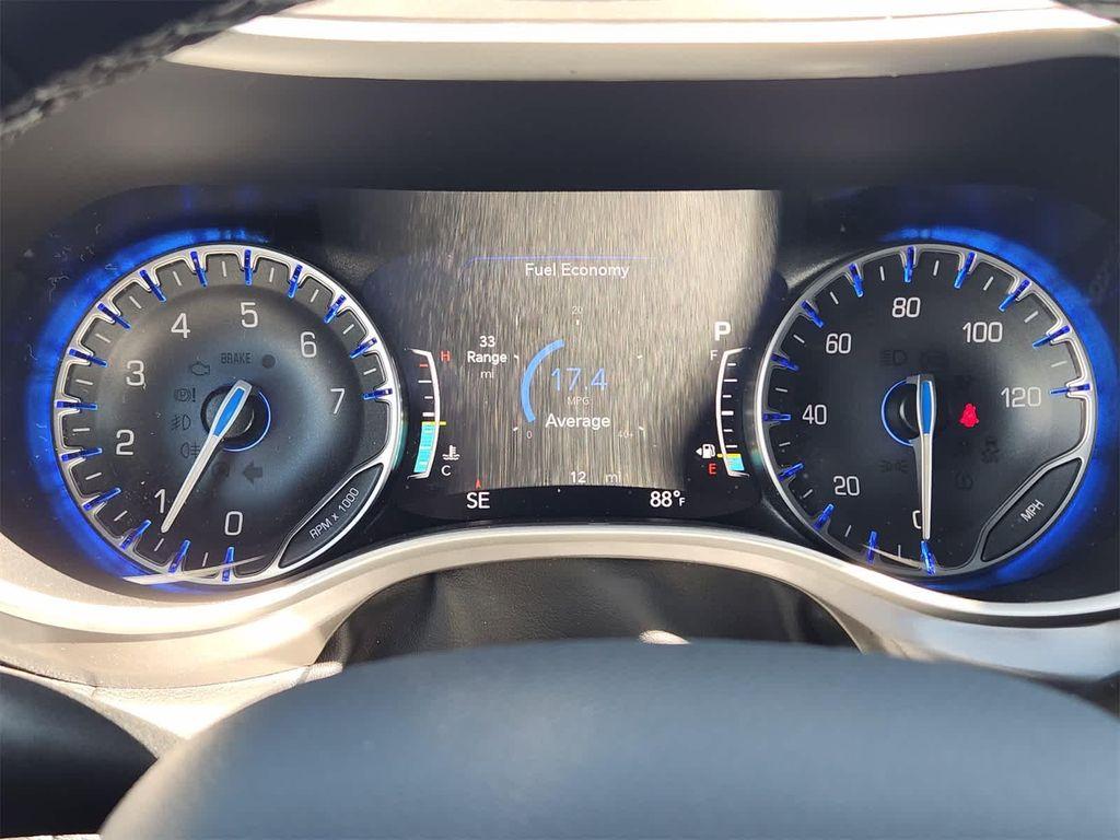 new 2025 Chrysler Pacifica car, priced at $39,731