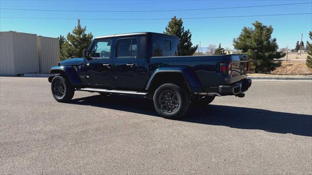 new 2025 Jeep Gladiator car, priced at $47,802