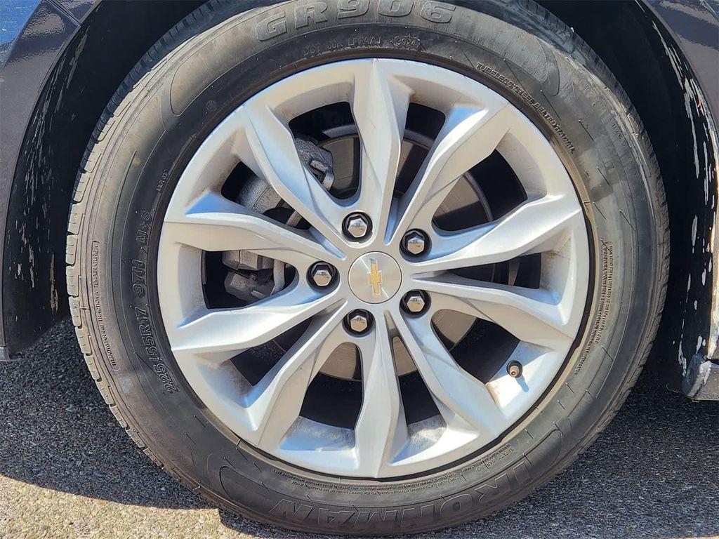 used 2023 Chevrolet Malibu car, priced at $18,553