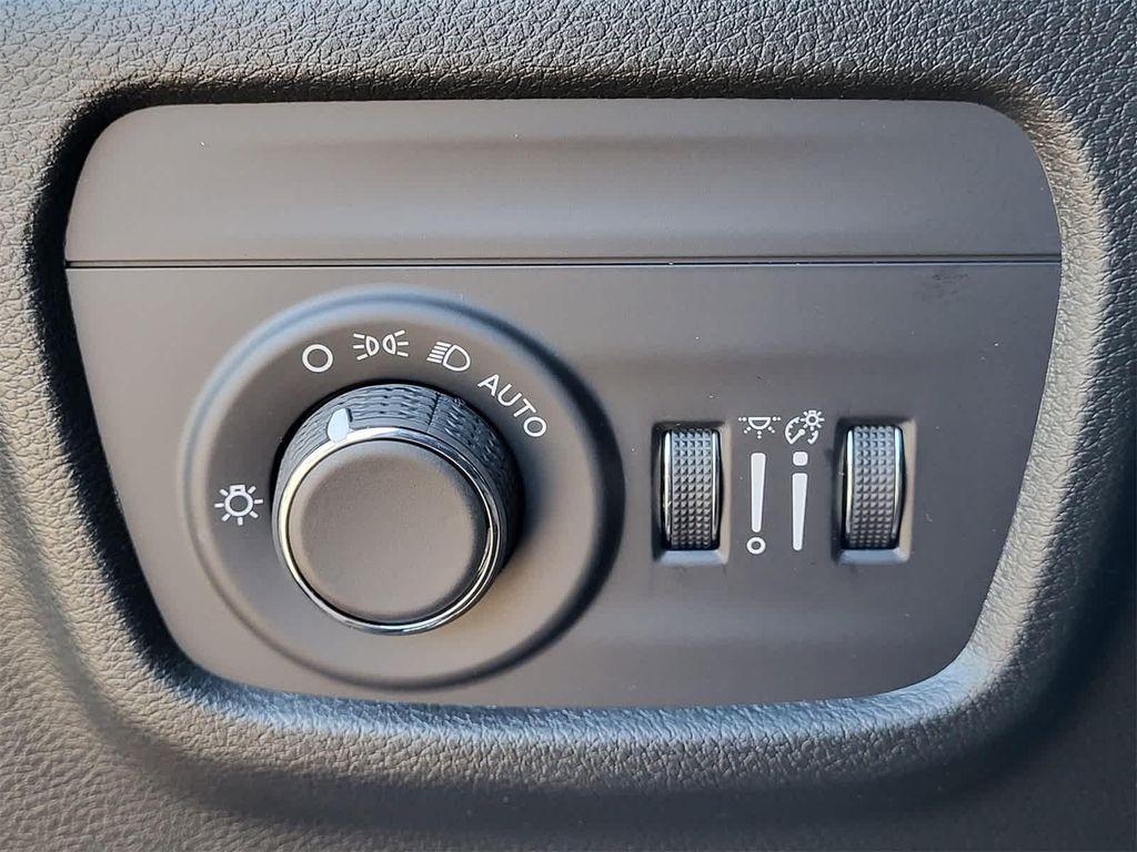 new 2025 Jeep Grand Cherokee L car, priced at $43,242