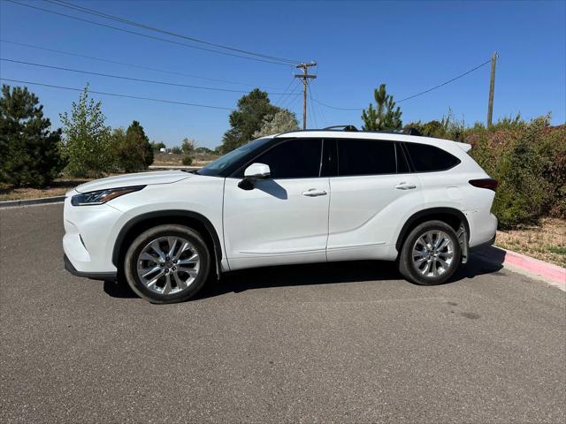 used 2023 Toyota Highlander car, priced at $40,915