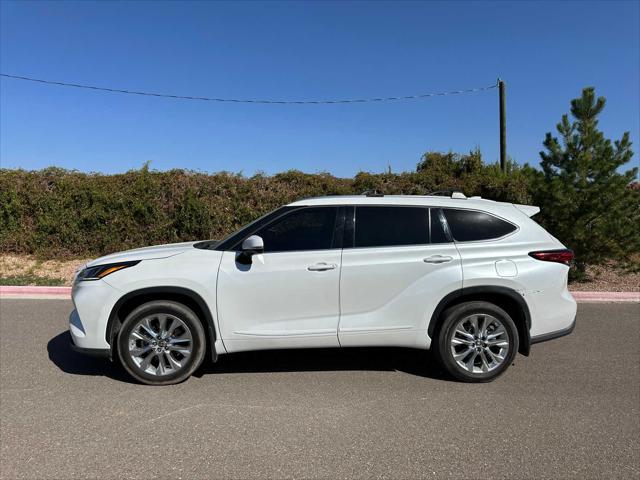 used 2023 Toyota Highlander car, priced at $40,915