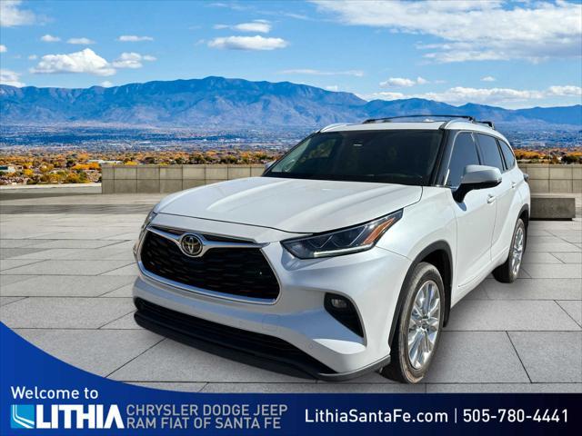 used 2023 Toyota Highlander car, priced at $40,915